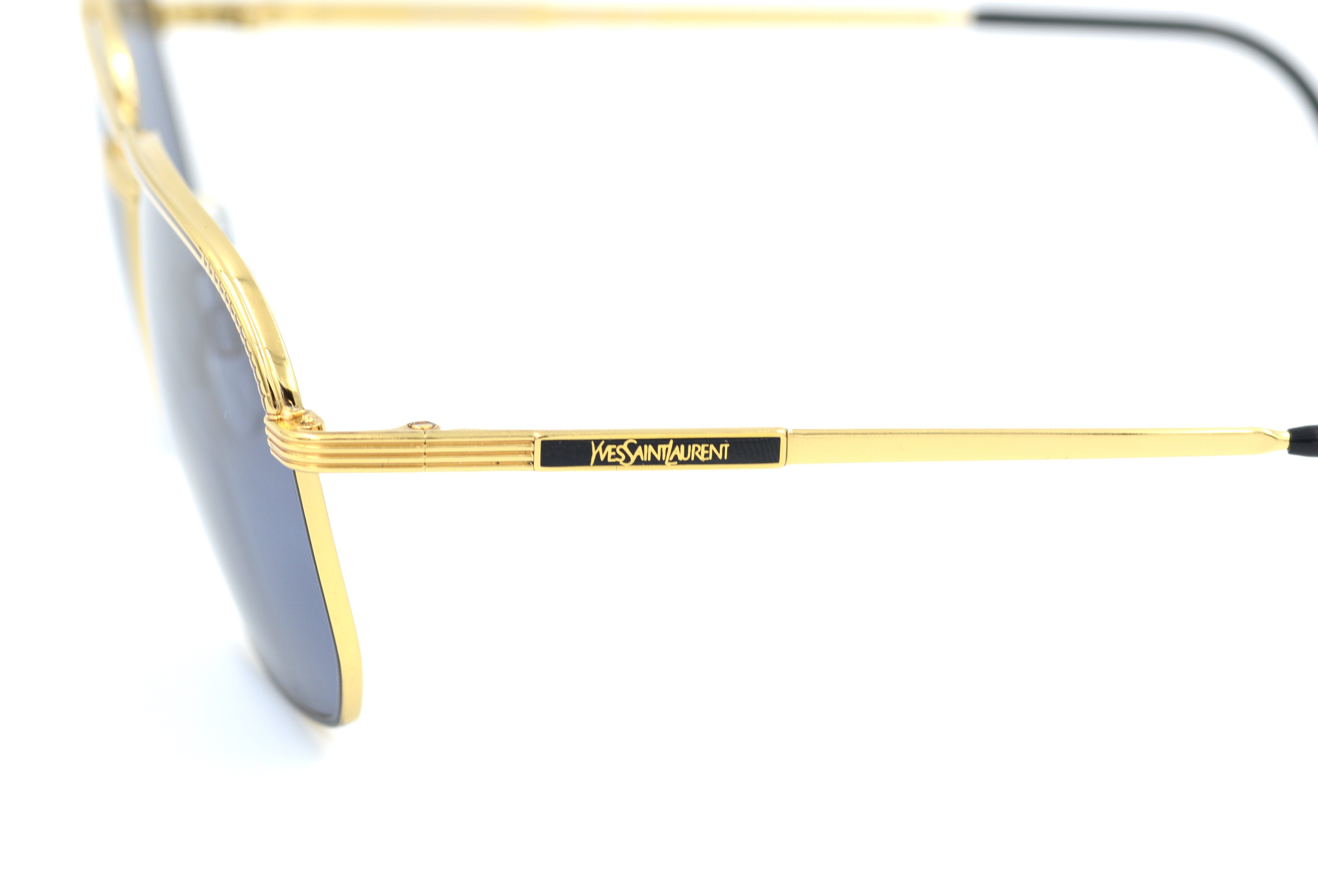 Yves Saint Laurent Sunglasses SL-572 003