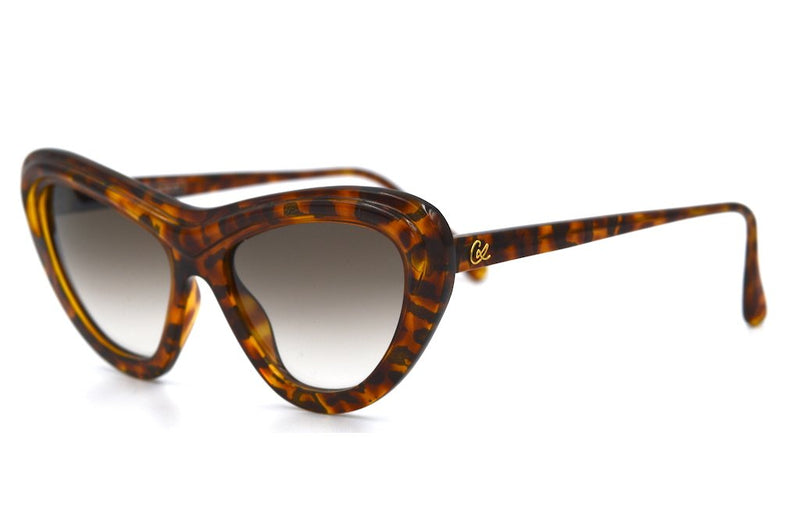 Christian Lacroix 7367 Vintage Sunglasses in colour 10. Lacroix Sweetie. Vintage Christian Lacroix. Vintage Christian Lacroix Sunglasses. Cat Eye Sunglasses. Vintage Cat Eye Sunglasses.