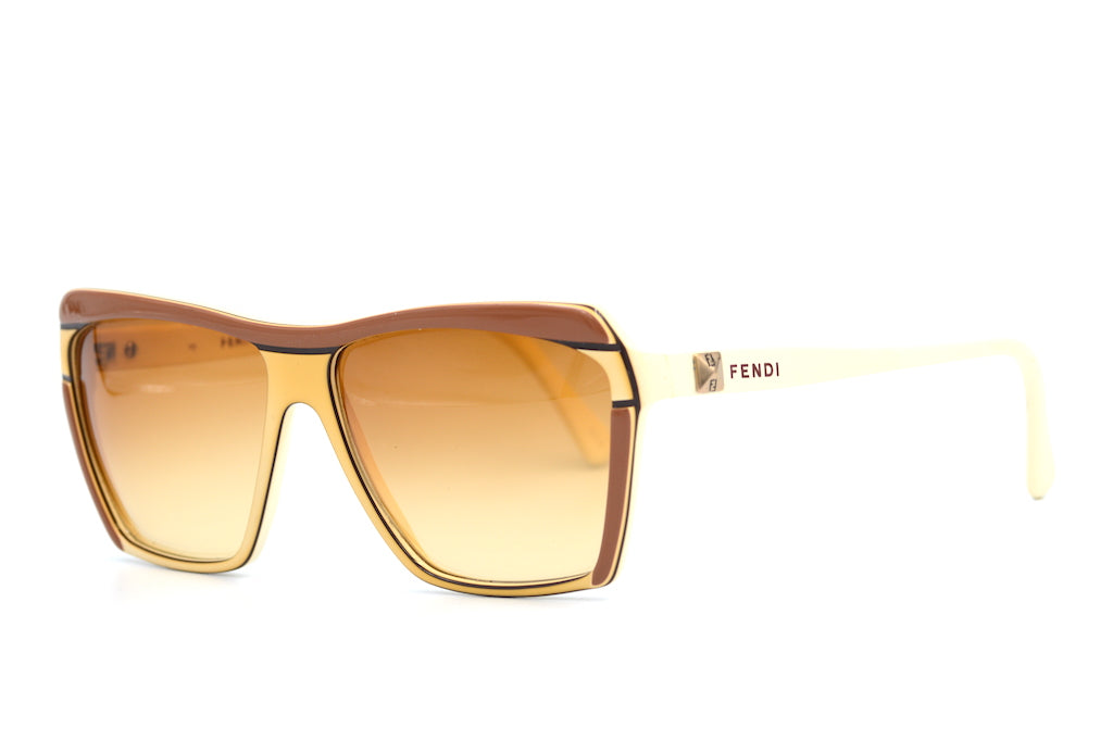 Amazon.com: Fendi - FF0290/S Ivory Gold/Gray Sf Gold Cat Eye Women  Sunglasses - 58mm : Clothing, Shoes & Jewelry
